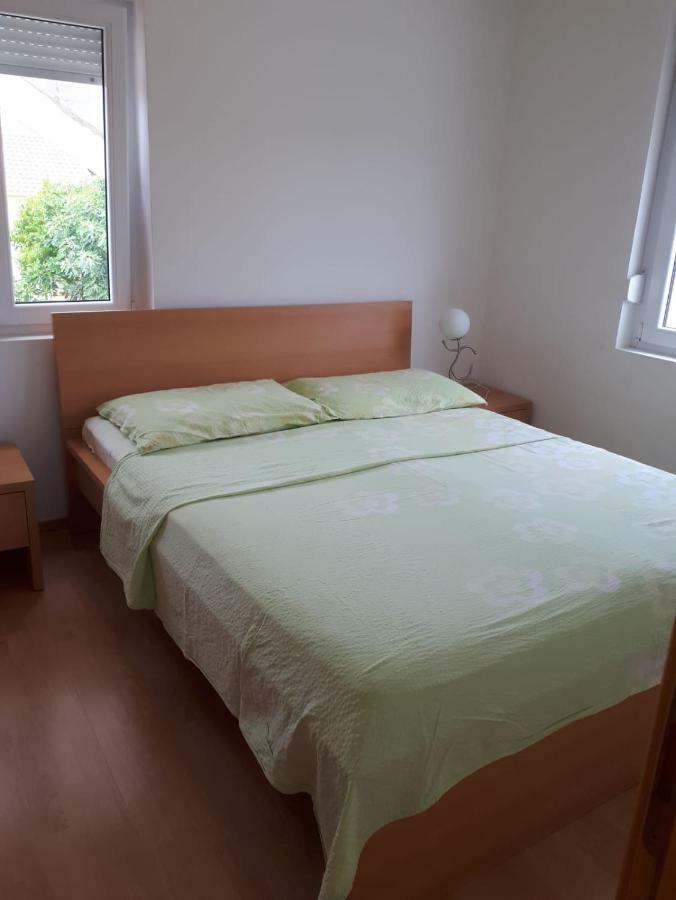 Apartmani Kuzmic Врси Екстер'єр фото